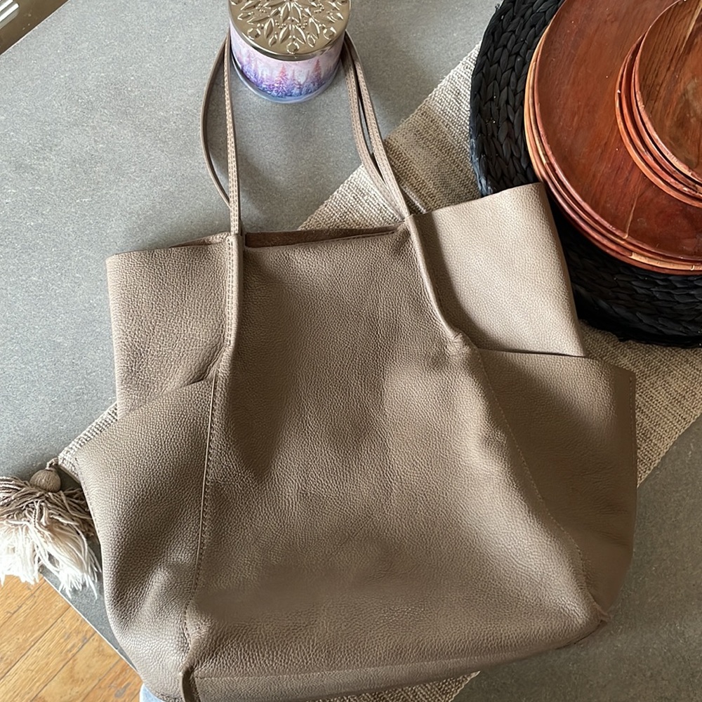 STEVEN ALAN LARGE SUEDE TOTE 
Women's Dermot leather